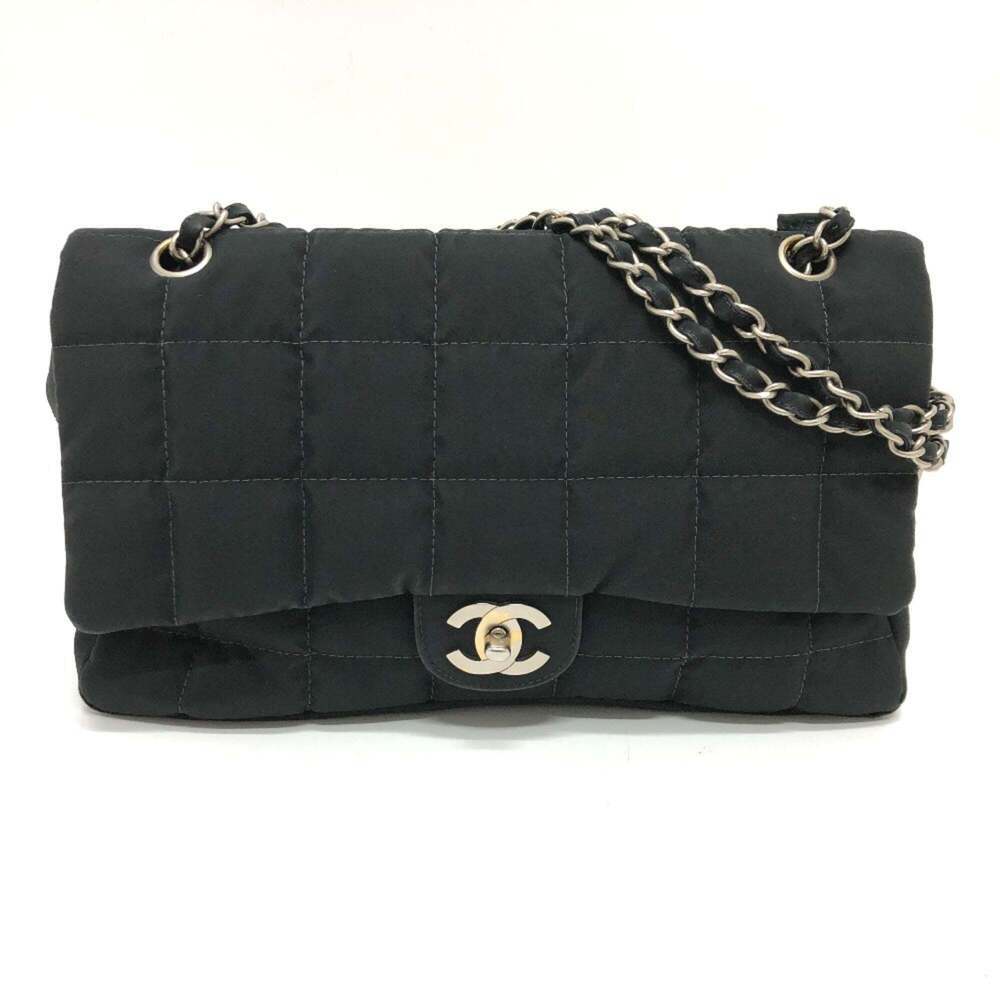 CHANEL Black Shoulder Bag